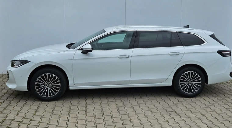 Volkswagen Passat cena 214073 przebieg: 5, rok produkcji 2024 z Barlinek małe 46